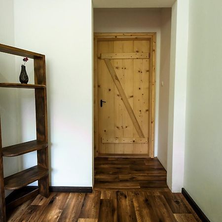 Kremenaros Hostel อุสชิกีกูร์เน ภายนอก รูปภาพ