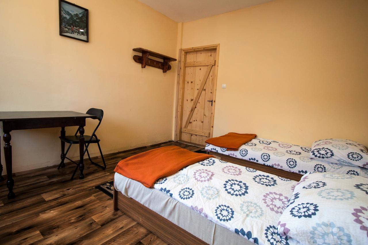 Kremenaros Hostel อุสชิกีกูร์เน ภายนอก รูปภาพ