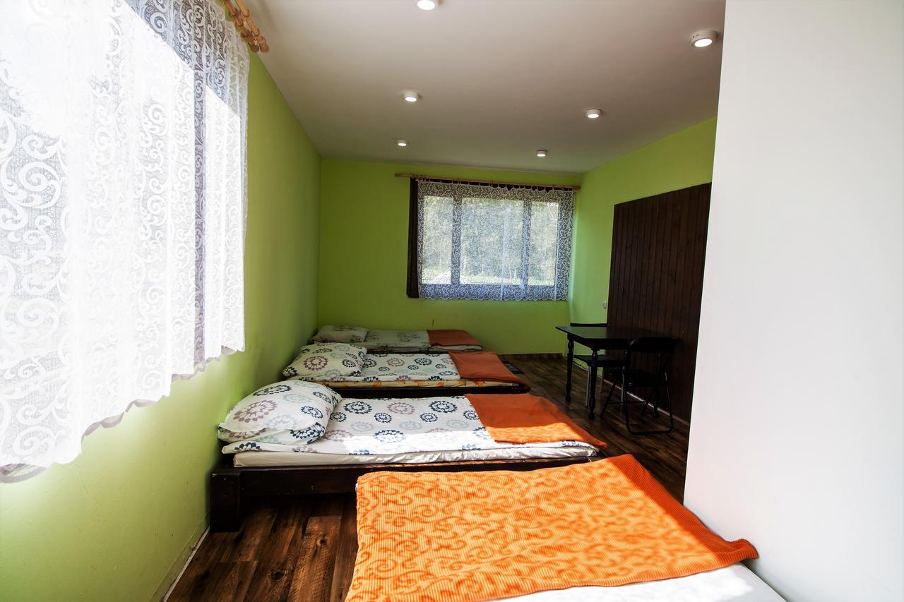 Kremenaros Hostel อุสชิกีกูร์เน ภายนอก รูปภาพ