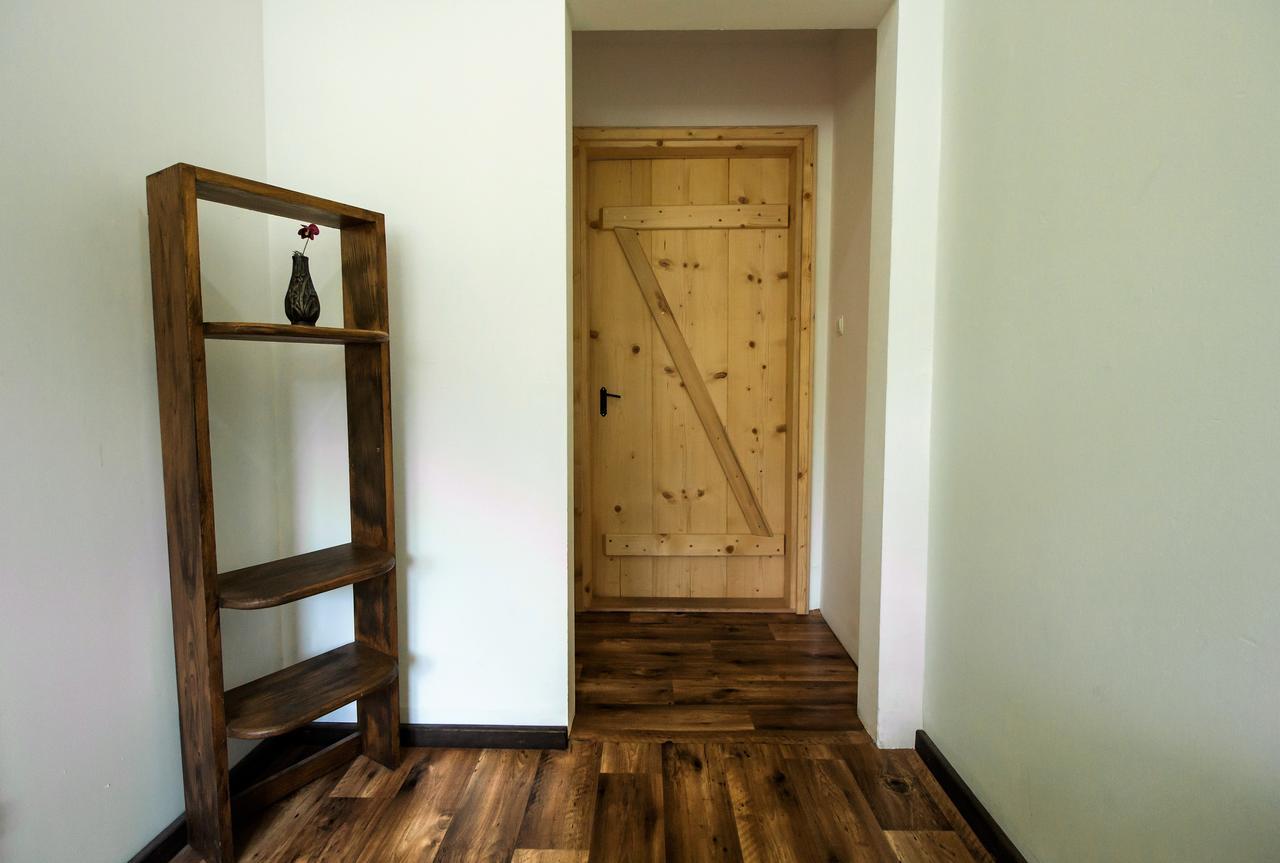 Kremenaros Hostel อุสชิกีกูร์เน ภายนอก รูปภาพ
