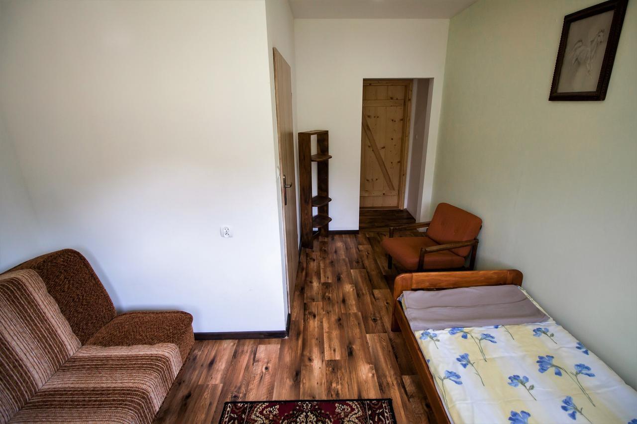 Kremenaros Hostel อุสชิกีกูร์เน ภายนอก รูปภาพ